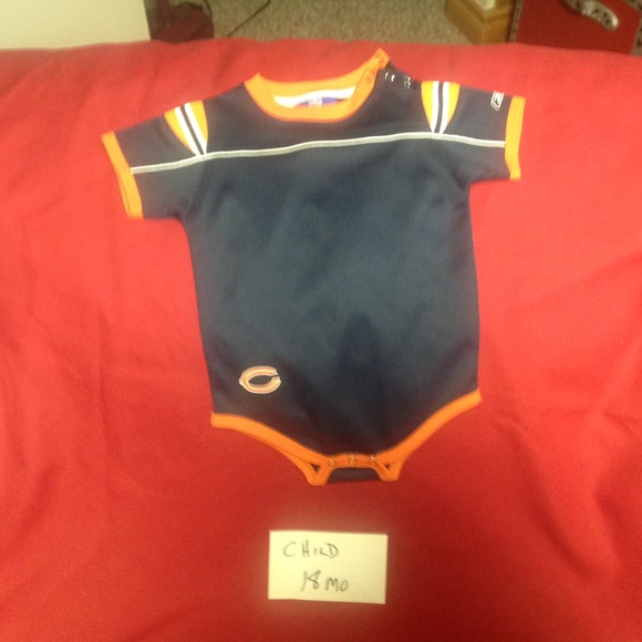 NFL Chicago Bears onesie - Picture 1 of 2